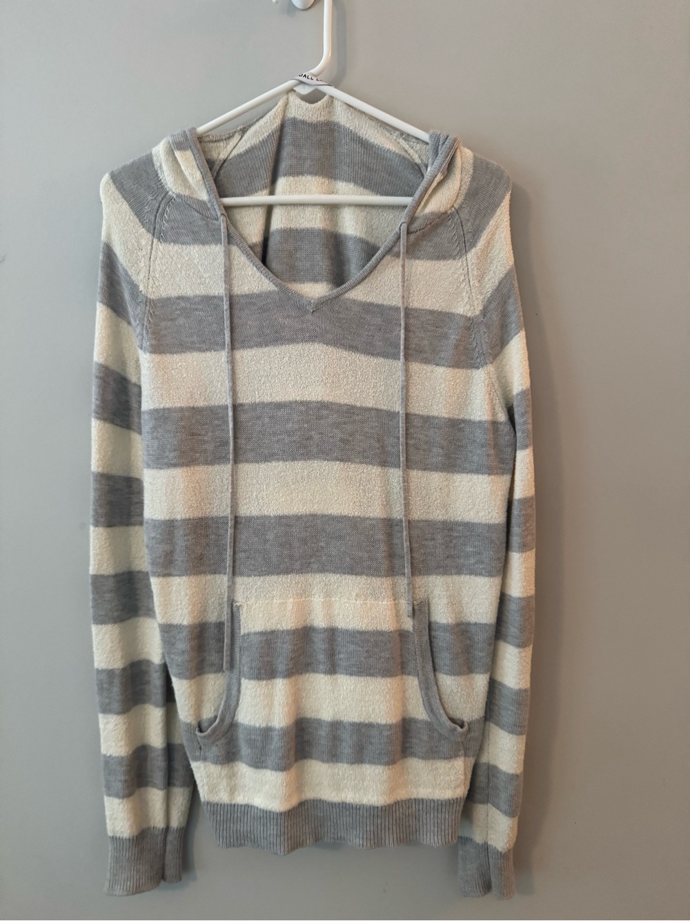 Cozy Hooded Striped Sweater - Gray & Cream